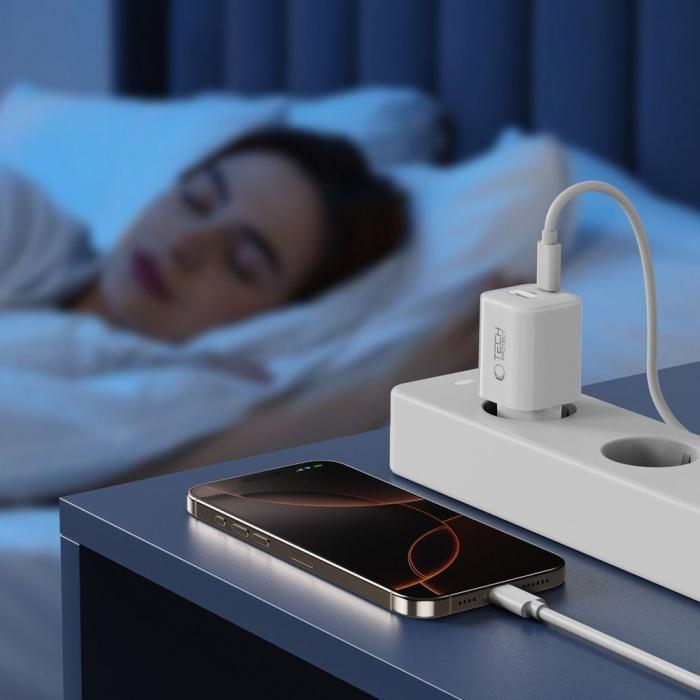 Bild 6, Tech-Protect Tech-Protect 33W Väggladdare PD QC USB-C / USB-A Vit - Teknikhallen.se