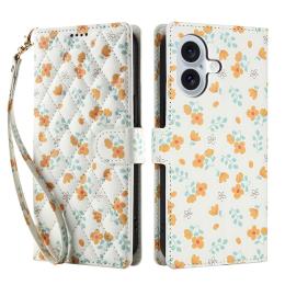 iPhone 16 Fodral Rhombus Läder Blommor Vit - Teknikhallen.se