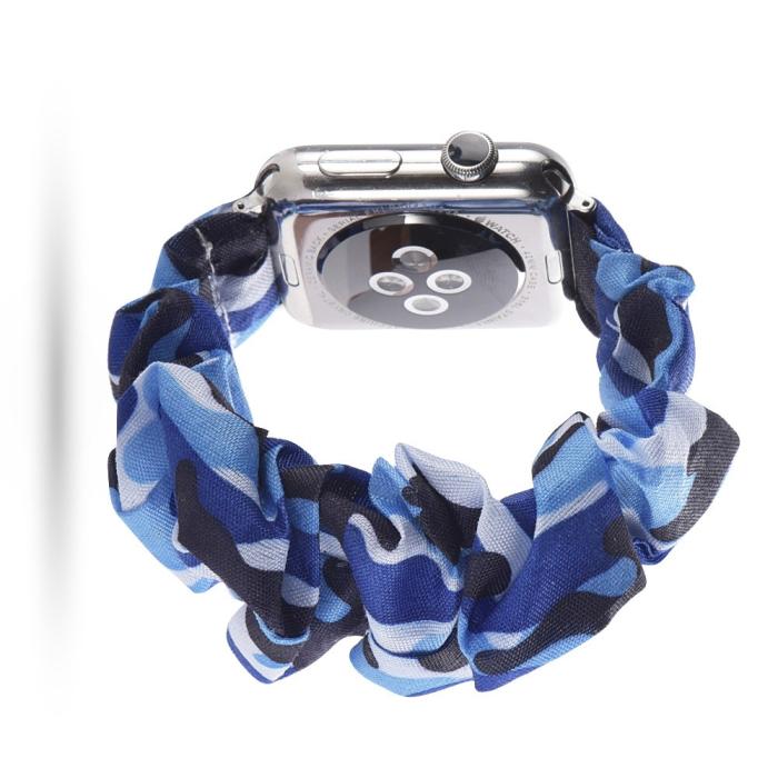 Bild 2,  Scrunchie Blue Camo Armband Apple Watch 42/41/40/38 mm - Teknikhallen.se