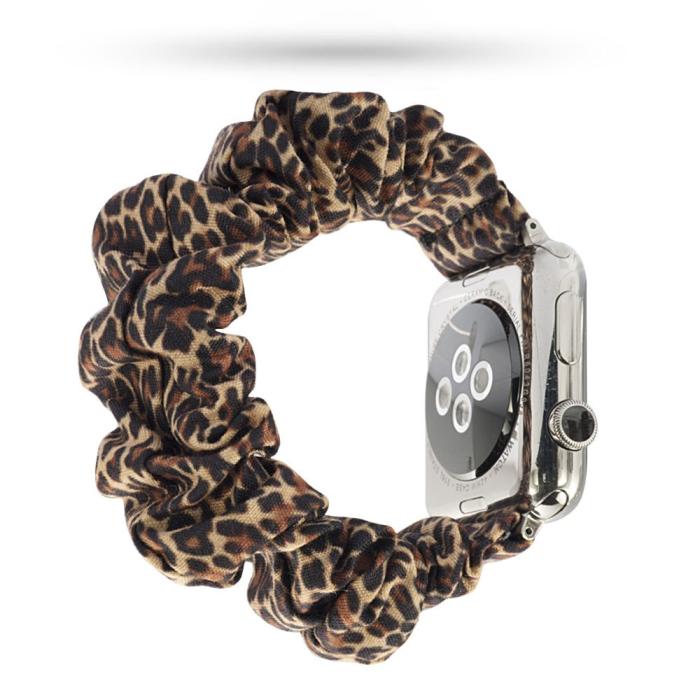 Bild 3,  Scrunchie Leopard Armband Apple Watch 42/41/40/38 mm - Teknikhallen.se