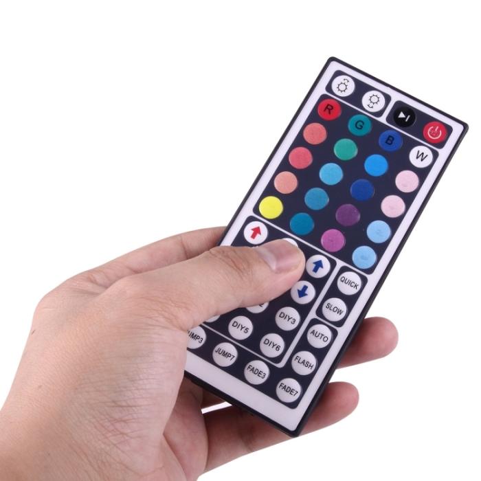 Bild 6,  LED-Slinga RGB med fjärrkontroll, 4x50 cm - Teknikhallen.se