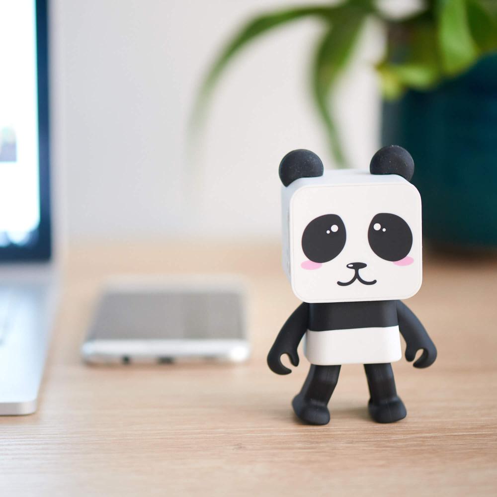 Mobility On Board MOB Högtalare Trådlös Dansande Panda Svart/Vit - Teknikhallen.se