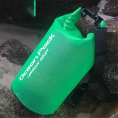  15L Genomskinlig Dry Bag Vattent&auml;t Sj&ouml;s&auml;ck / Packp&aring;se Gr&ouml;n - Teknikhallen.se