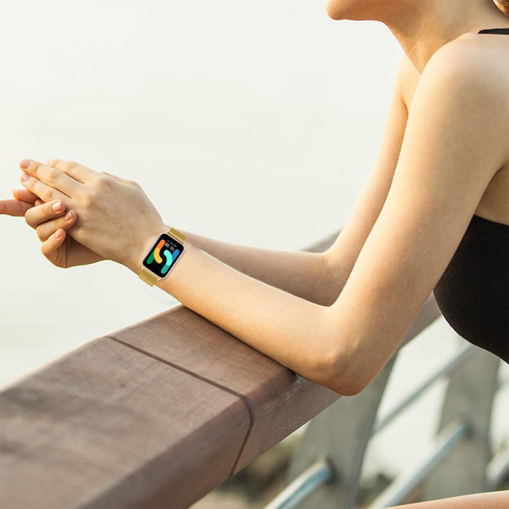  Samsung Galaxy Watch Fit 3 Klockarmband Milanese Guld - Teknikhallen.se