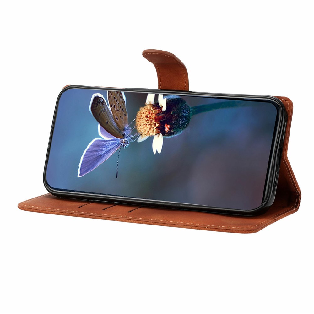  iPhone 17 Pro Max Fodral Med Blommigt Tryck Läder Brun - Teknikhallen.se