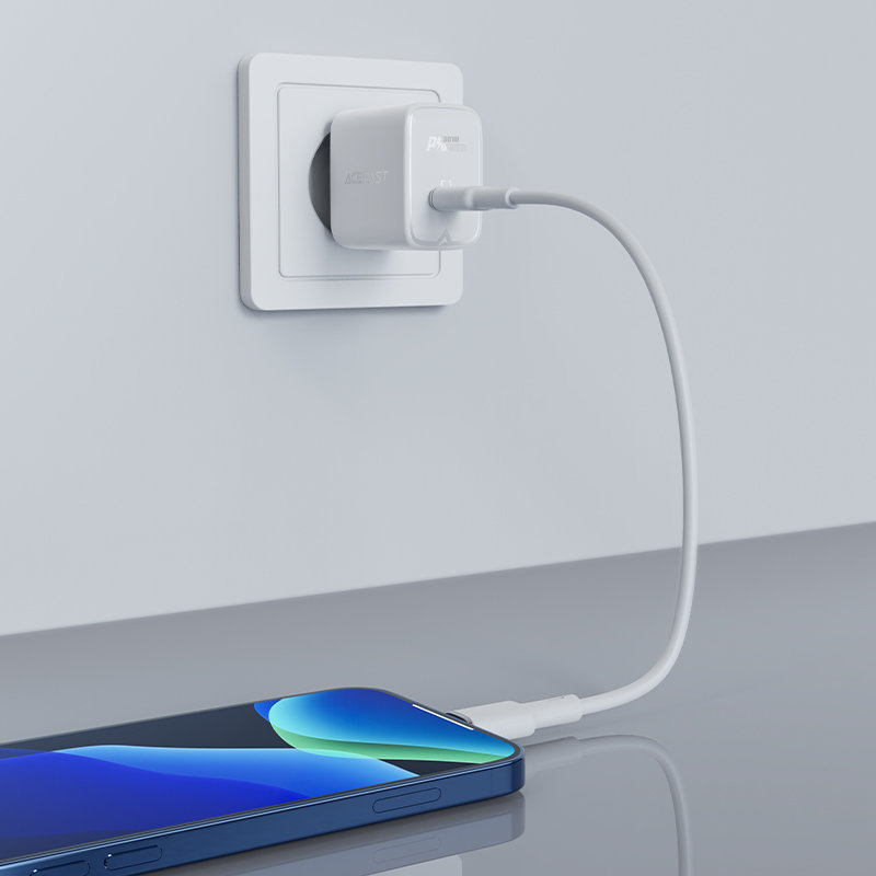 Acefast Acefast 30W GaN PD QC USB-C Väggladdare Vit - Teknikhallen.se