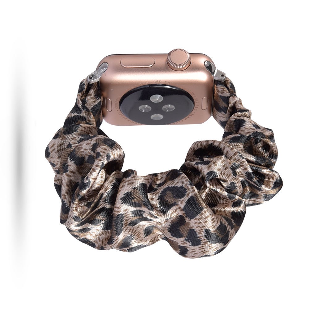  Scrunchie Silk Leopard Armband Apple Watch 42/44/45/49 mm - Teknikhallen.se