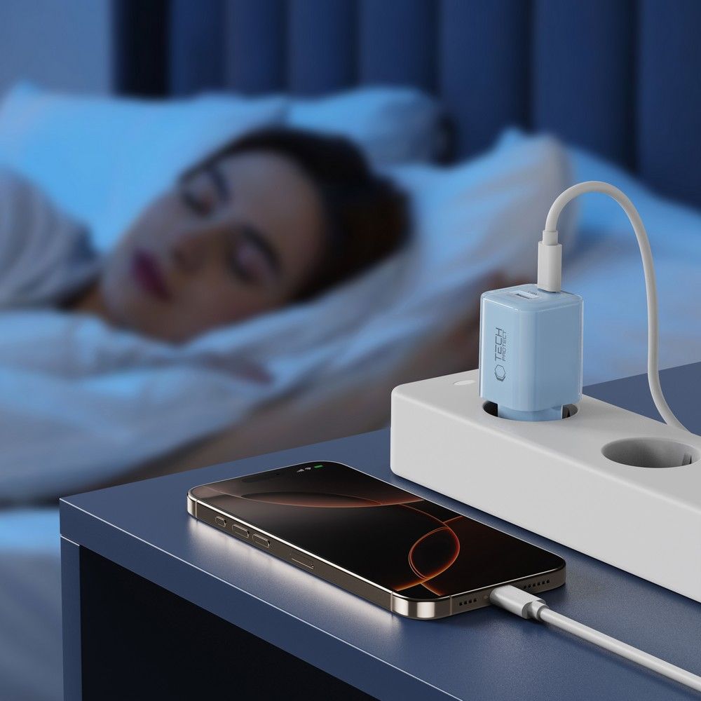 Tech-Protect Tech-Protect 33W Väggladdare PD QC USB-C / USB-A Baby Blue - Teknikhallen.se