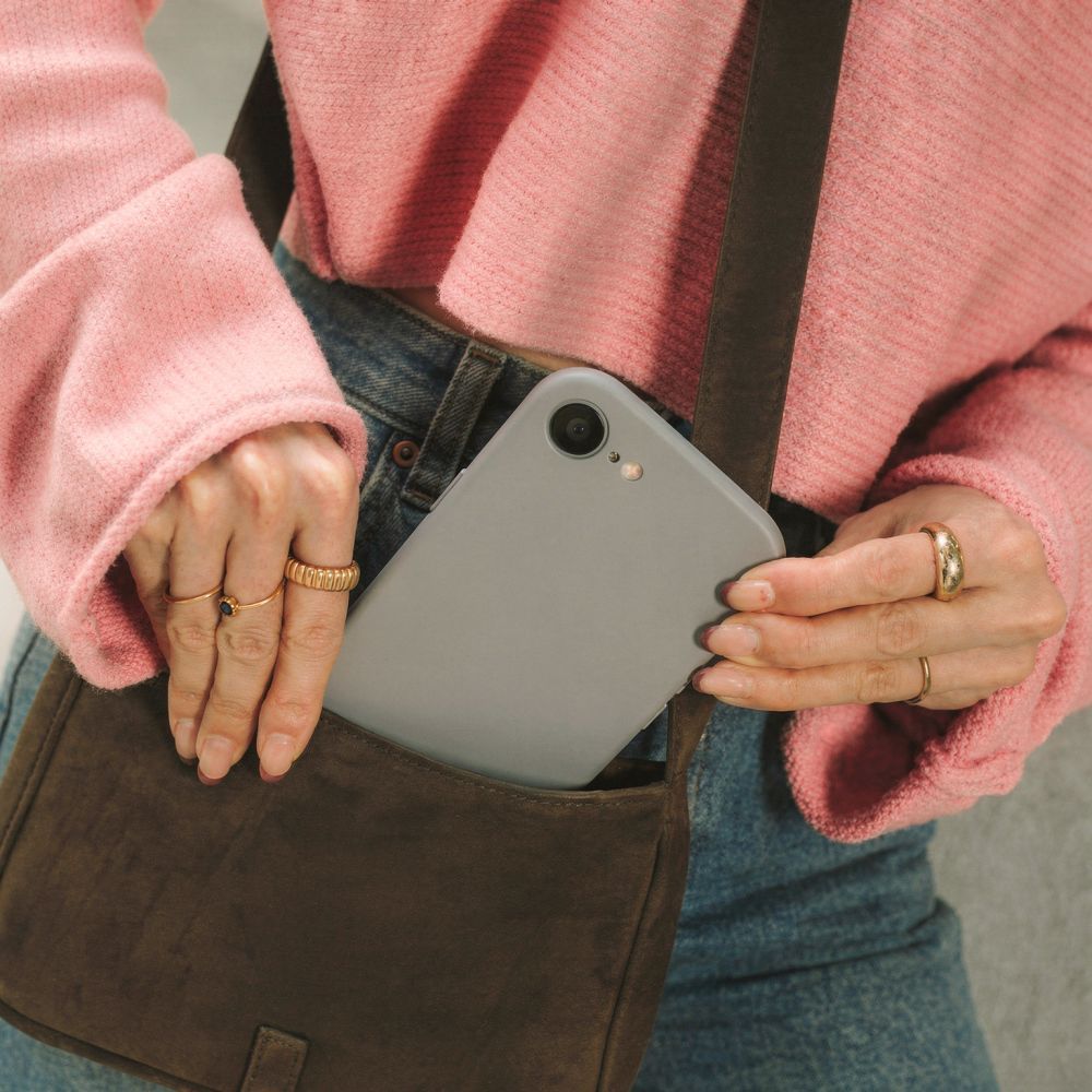 Tech-Protect Tech-Protect iPhone 17e/16e Skal MagSafe Silicone Stone Grey - Teknikhallen.se